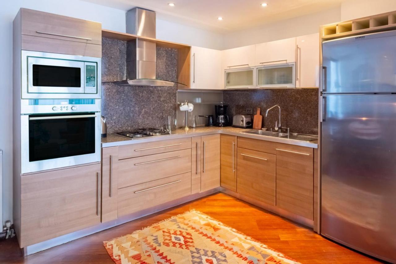 Ferienwohnung Flat With Terrace Near Istiklal Street Istanbul Exterior foto
